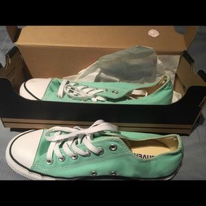 Converse mint green low tops